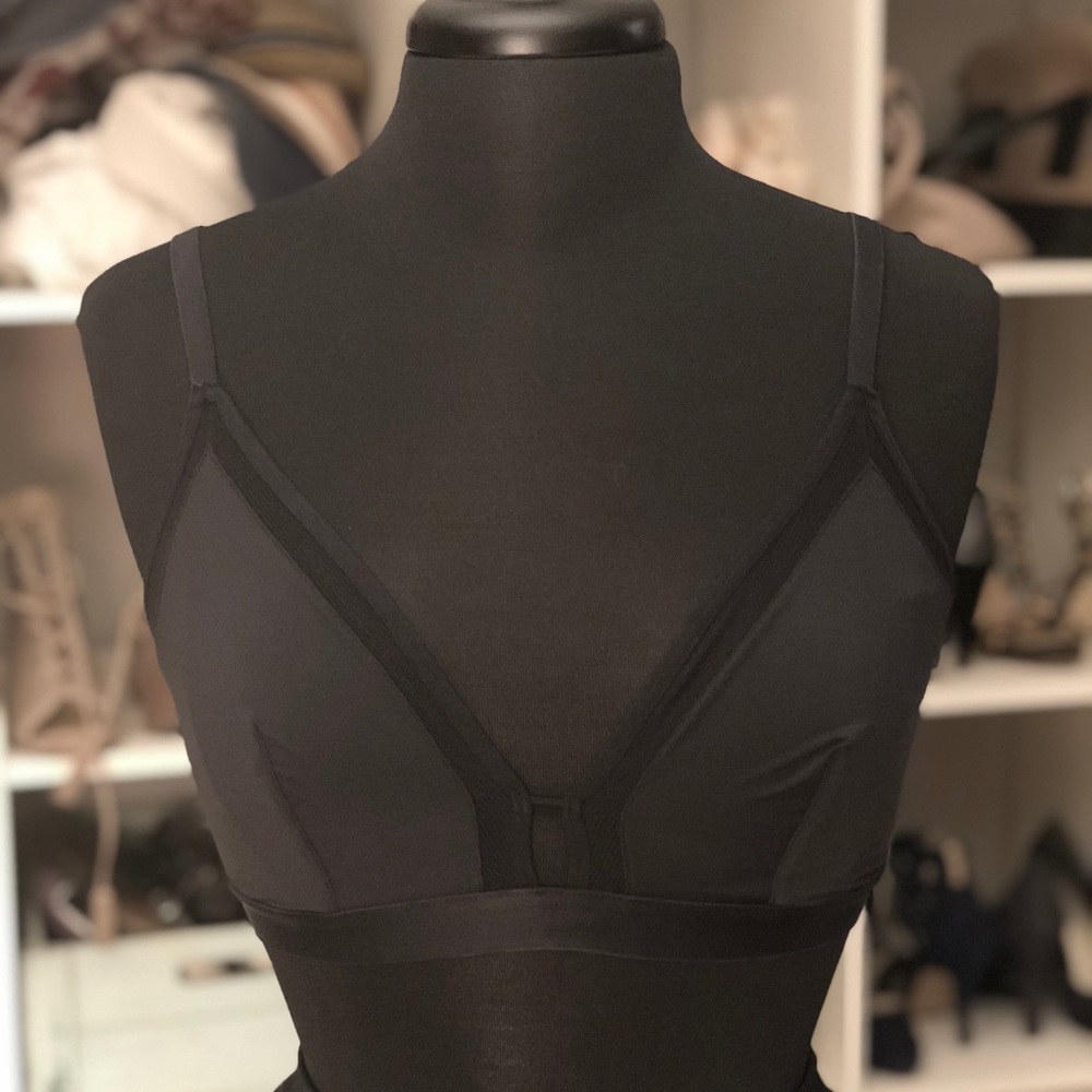 NWOT Gorgeous Black Busty Bralette